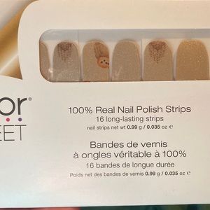 Color Street It’s a Hoot